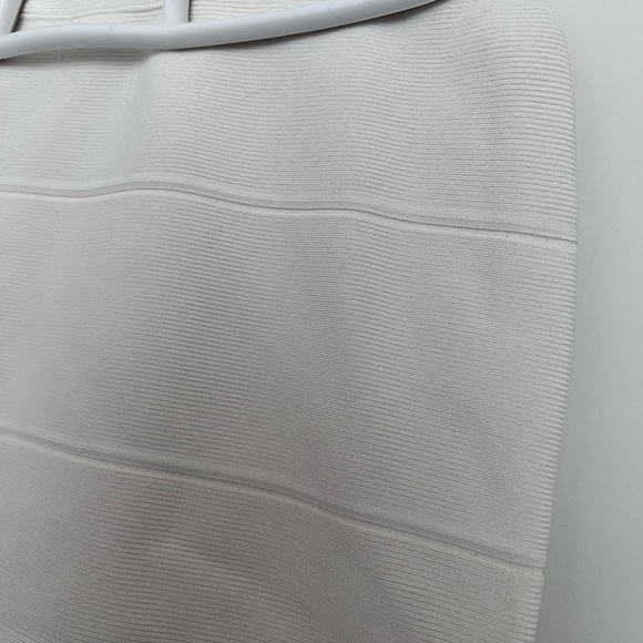 BCBG Pencil skirt - Picture 2 of 4